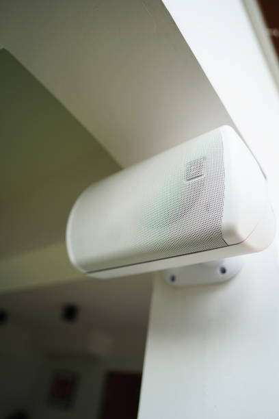 istock Audio outdoor Speakers 1480267499