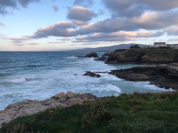 istock Evening beside the sea 1480300691