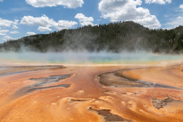istock Yellowstone in its terrible orange thermal beauty 1480338556