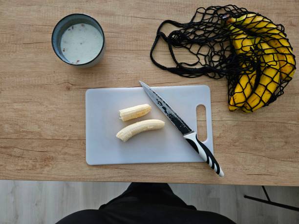 Slicing a banana