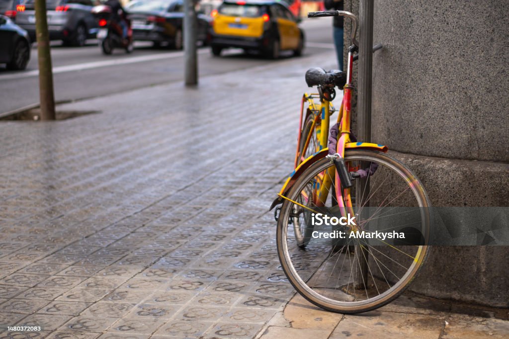 City two wheeled bike transport Active Fault Stock Photo
