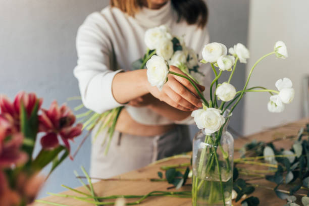 istock Woman Working in a Flower Shop 1480381156