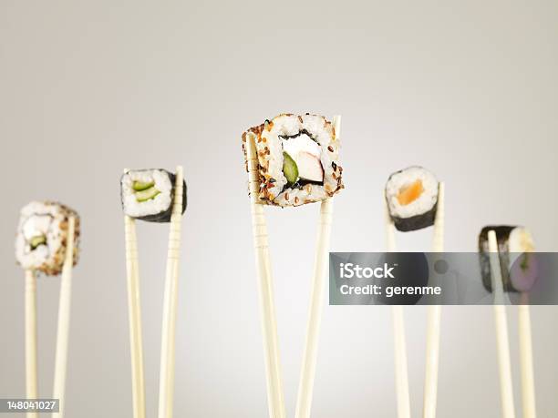 Foto de Sushi e mais fotos de stock de Alimentação Saudável - Alimentação Saudável, Arroz - Alimento básico, Branco