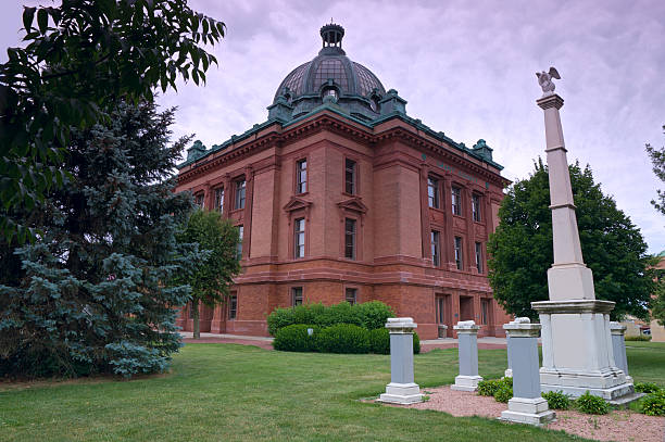 istock Grant County Courthouse and Memorials 148041396