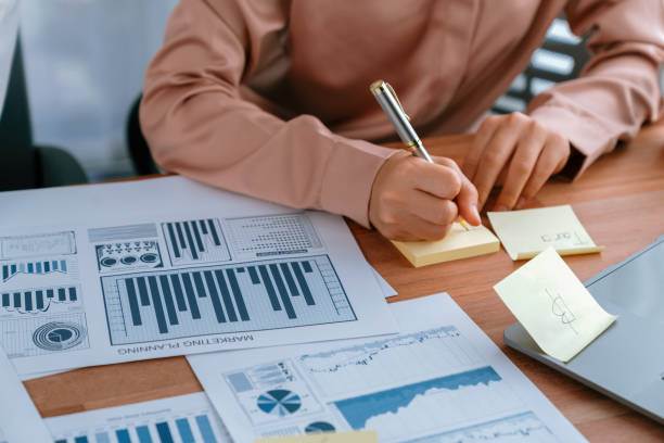 istock Analyst team colleague discuss financial data on digital dashboard. Enthusiastic 1480505916