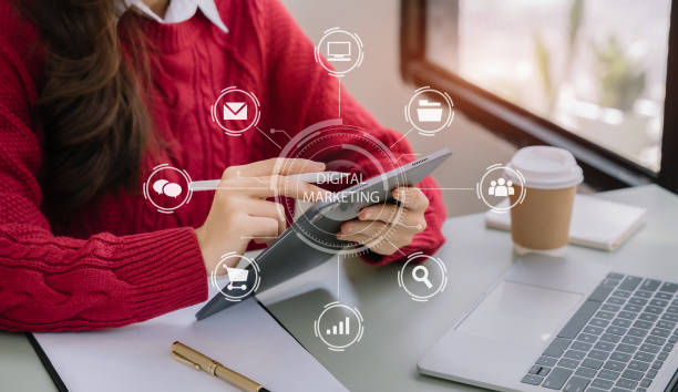 istock Digital marketing technology concept, Businessmen use tablet connection technology and digital marketing. 1480558164