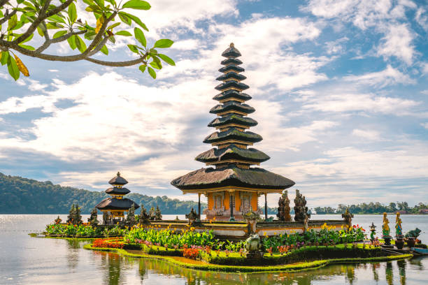 istock Ulun Danu Beratan Temple, Bali , Indonesia 1480567152