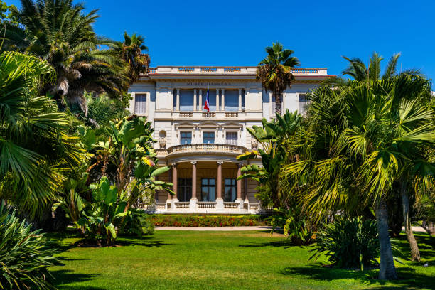 villa massena museo museo de arte, palacio y jardín en promenade des anglais en el casco histórico de niza en francia - boulevard mansion road grounds fotografías e imágenes de stock