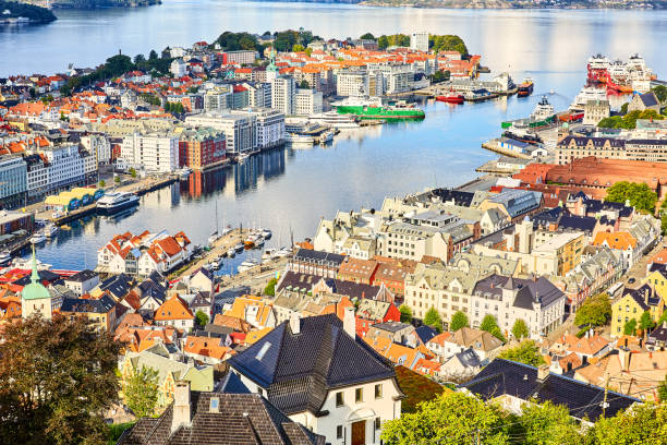 istock Old city Bergen 1480578441