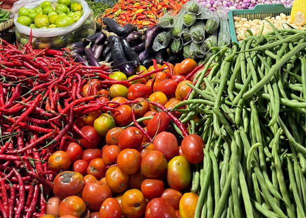istock Chili Pepper tomatoes beans at market 1480593499