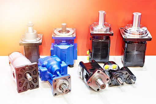 Hydraulic motors and pumps on exhibition