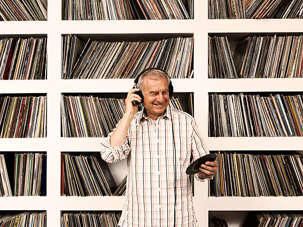 istock Easy Listening to Vinyl Records 148063690