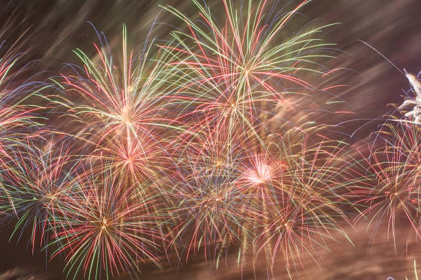 istock fireforks in the night sky 1480711573