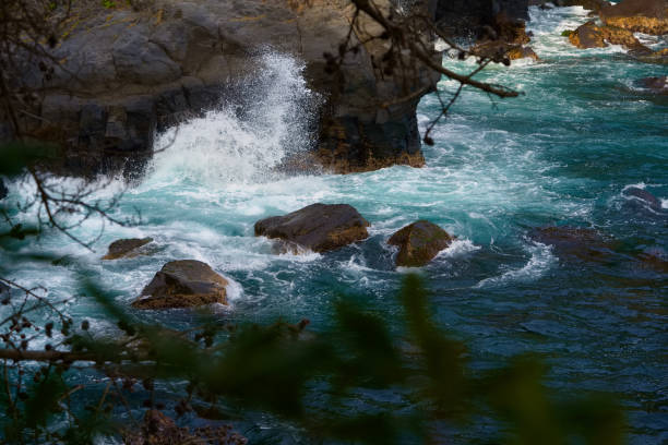 The rough waves of Suruga Bay are eroding the black cliffs at the tip of the Izu Peninsula.
