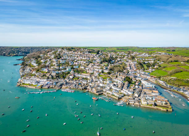 istock Main town of Salcombe in Devon 1480744442