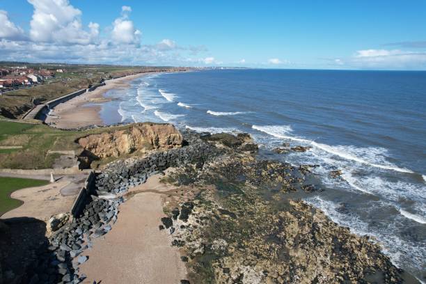istock Sunny day seaside view of the beach 1480754369