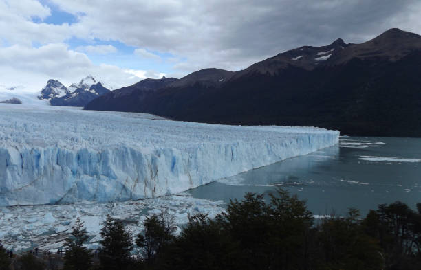 istock The amazing glacier perito moreno 1480809253