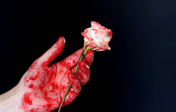 kobieca ręka we krwi - murder shock women physical injury zdjęcia i obrazy z banku zdjęć