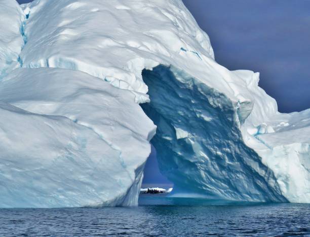 istock Antarctica -  Giant Ice Bridge 1480820433