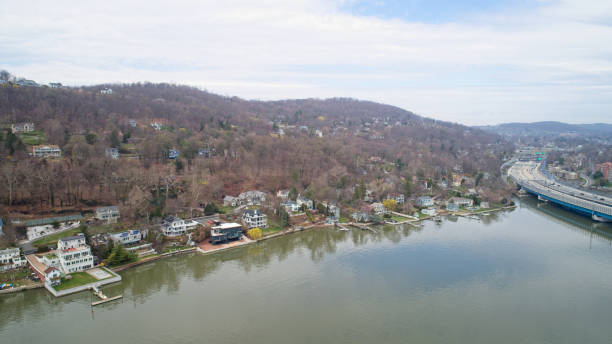 istock Neighborhood, including the Hudson River and NY Thruway 1480832366