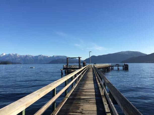 istock Pier Mountains Gibsons Sunshine Coast BC Canada 1480834639