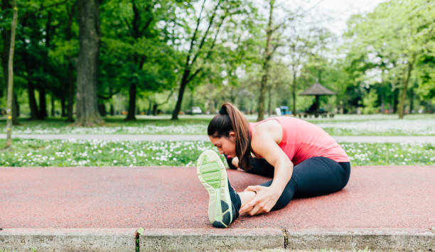 istock Young woman doing exercises 1480843158
