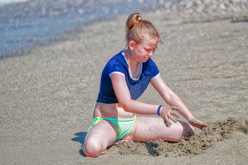 The beach develops the Baby creativity. Let your children play with sand and water at the same time.
