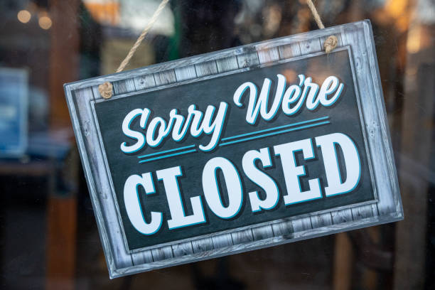 istock Sorry we're closed sign 1480862434