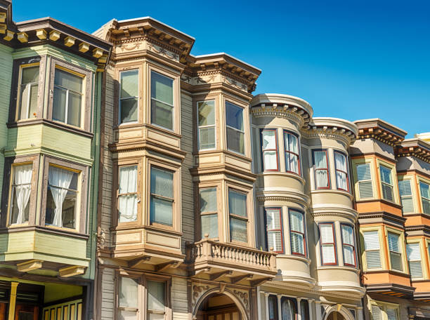 istock Victorian Buildings on Telegraph Hill 1480874667