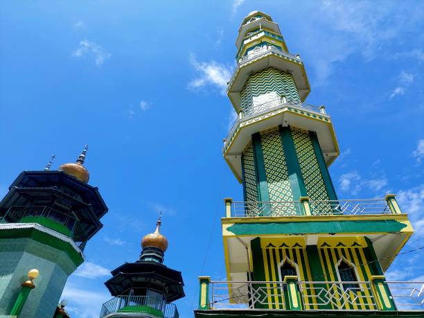 istock A beautiful mosque minaret with a bright color combination 1480904715