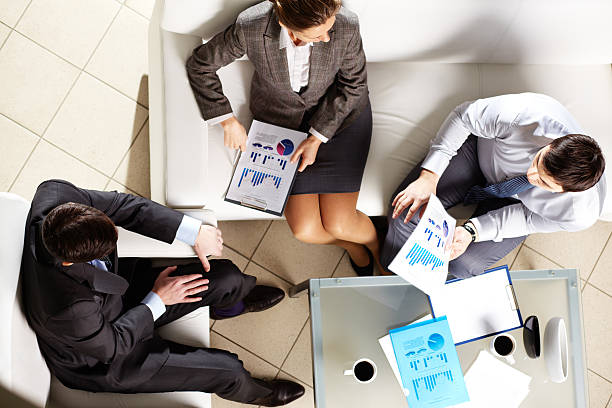istock Business team at meeting 148105152