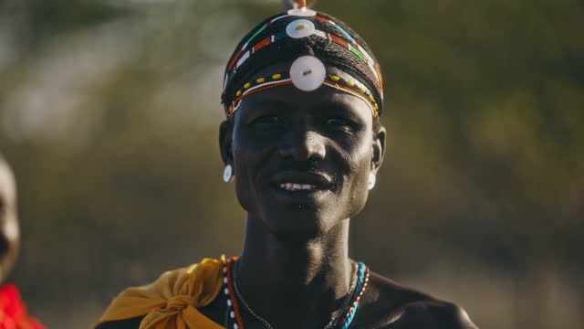 SLO MO Chief of Samburu tribe in traditional clothing