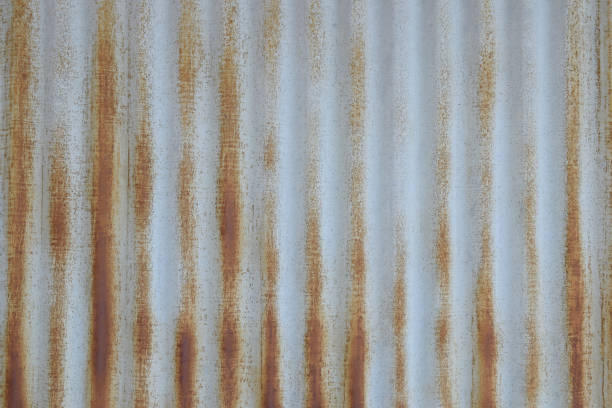 ржавый металлический фон - sign rust old fashioned corrugated iron стоковые фото и изображения