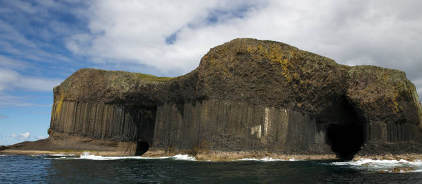 istock Island of Staffa 1481139222