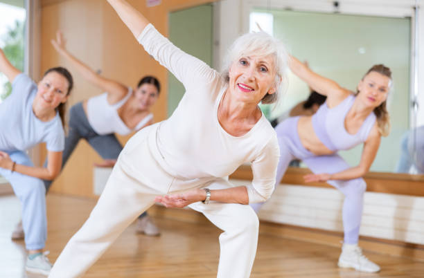 istock Dance group teaches hip hop dance in dance studio 1481229104