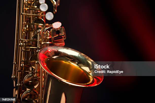 Sax - zdjęcia stockowe i więcej obrazów Saksofon - Saksofon, Rock, Zbliżenie