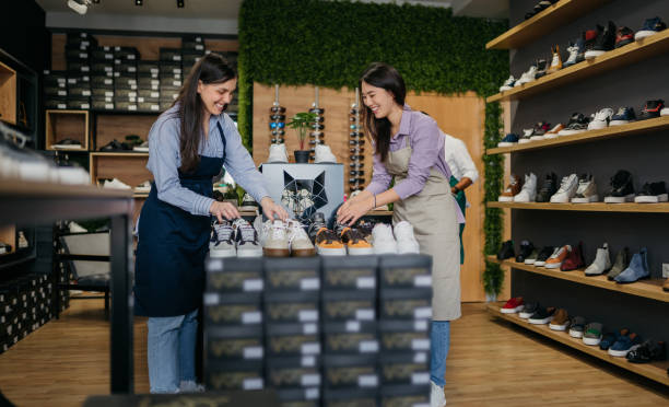 istock Women working in a shoe store 1481259793