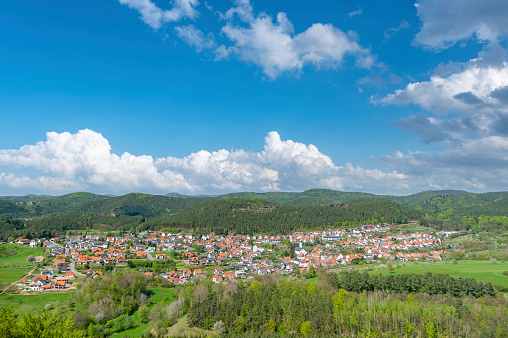 View from the Drachenfels castle ruins to the town of Busenberg and the landscape of the Palatinate Forest Nature Park. Region Palatinate in the federal state of Rhineland-Palatinate in Germany