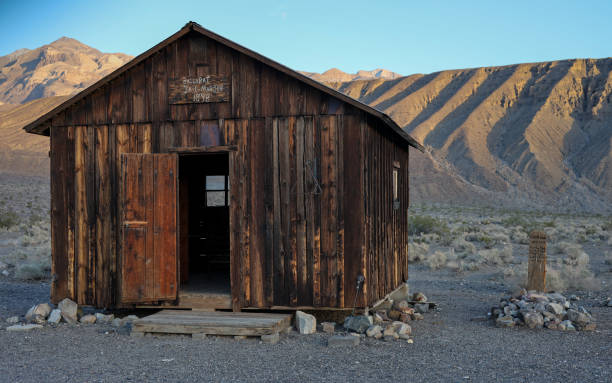 istock Ballarat Ghost Town Death Valley National Park 1481478071