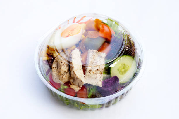 istock Salad with meat and vegetables in plastic package box 1481513645