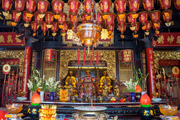 istock Three buddha statues at the Tay Kak Sie Temple 1481549045