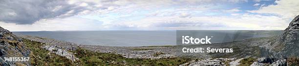 Foto de The Burren Perto Derreen West Eire e mais fotos de stock de Beleza natural - Natureza - Beleza natural - Natureza, Condado de Clare, Céu - Fenômeno natural