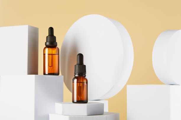 istock Dropper vials mock-ups, cosmetic glass containers. 1481553790