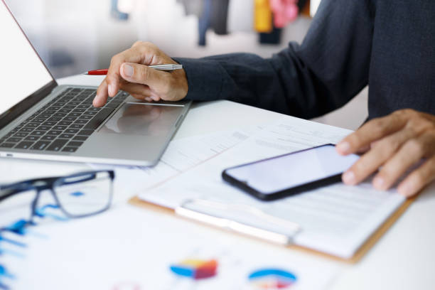 istock business and finance working 1481587114
