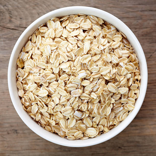istock Bowl of oat flakes 148161139