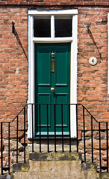 istock Victorian town house door 148163067