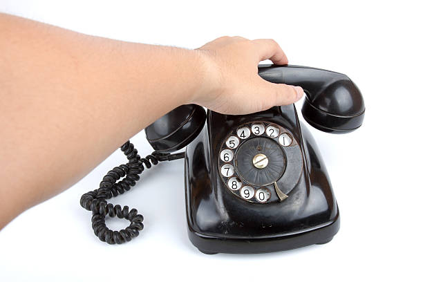 istock pick up the phone 148167457