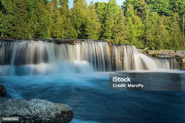 Foto de Sauble Falls Na Península De Bruce Sul Ontário Canadá e mais fotos de stock de Península de Bruce