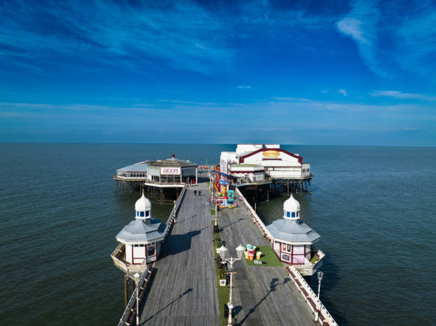 muelle norte, blackpool - north pier fotografías e imágenes de stock