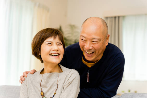istock Husband with a smile on his wife's shoulders (a good senior couple) 1481694551